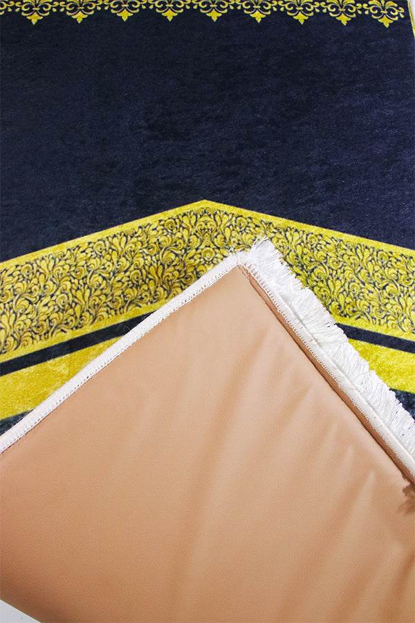 3 CM Süngerli Ortopedik Seccade - Siyah Gold Kabe Motifli Kadife Seccade - Carpetella