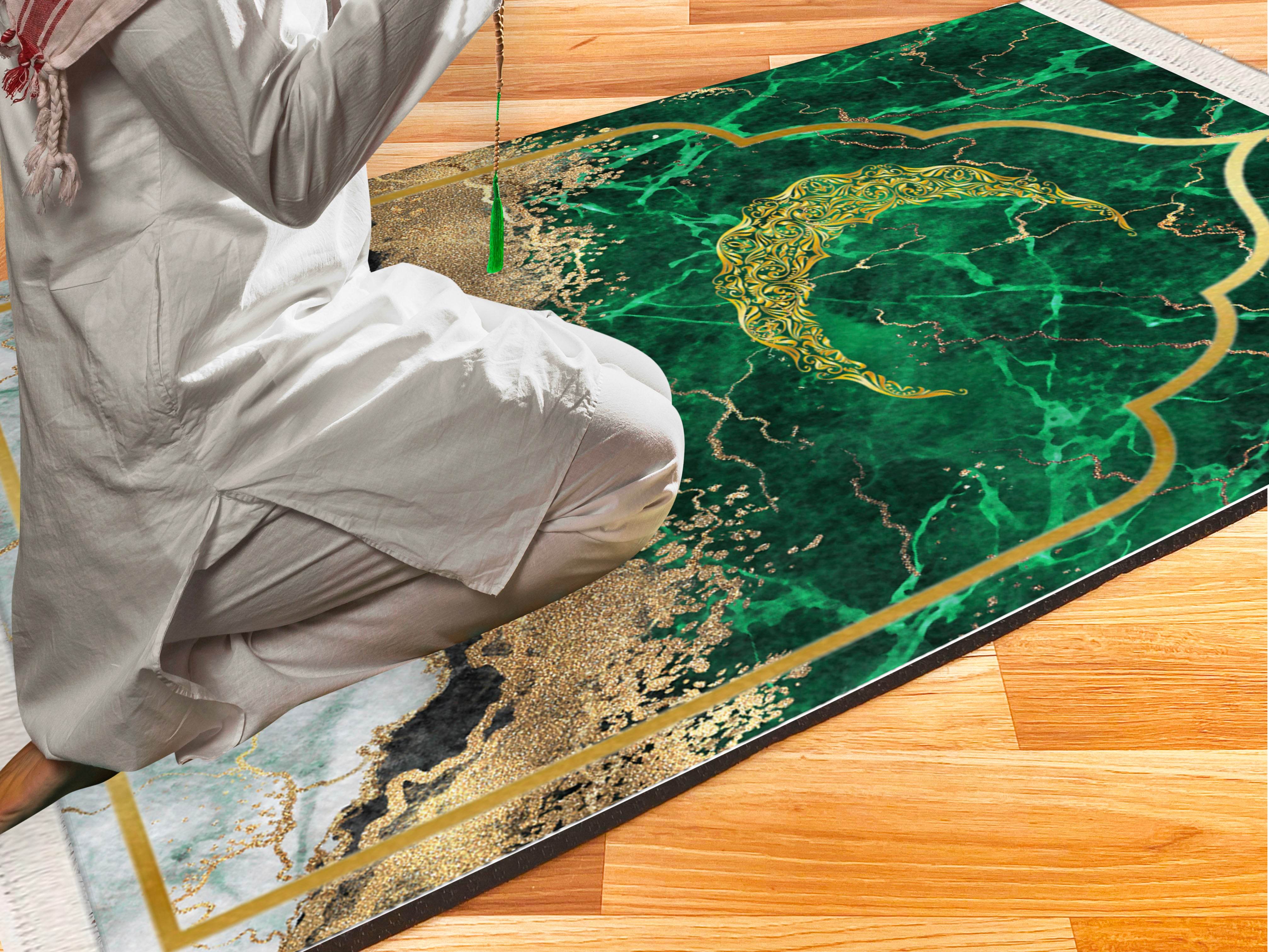 Yeşil Hilal İsme Özel Keten Astarlı Lüks Seccade - Carpetella