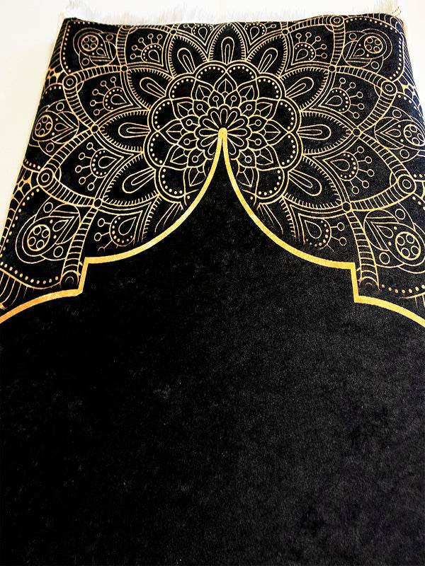 3 CM Süngerli Ortopedik Seccade - Siyah Minimal Kadife Kaymaz Tabanlı - Carpetella