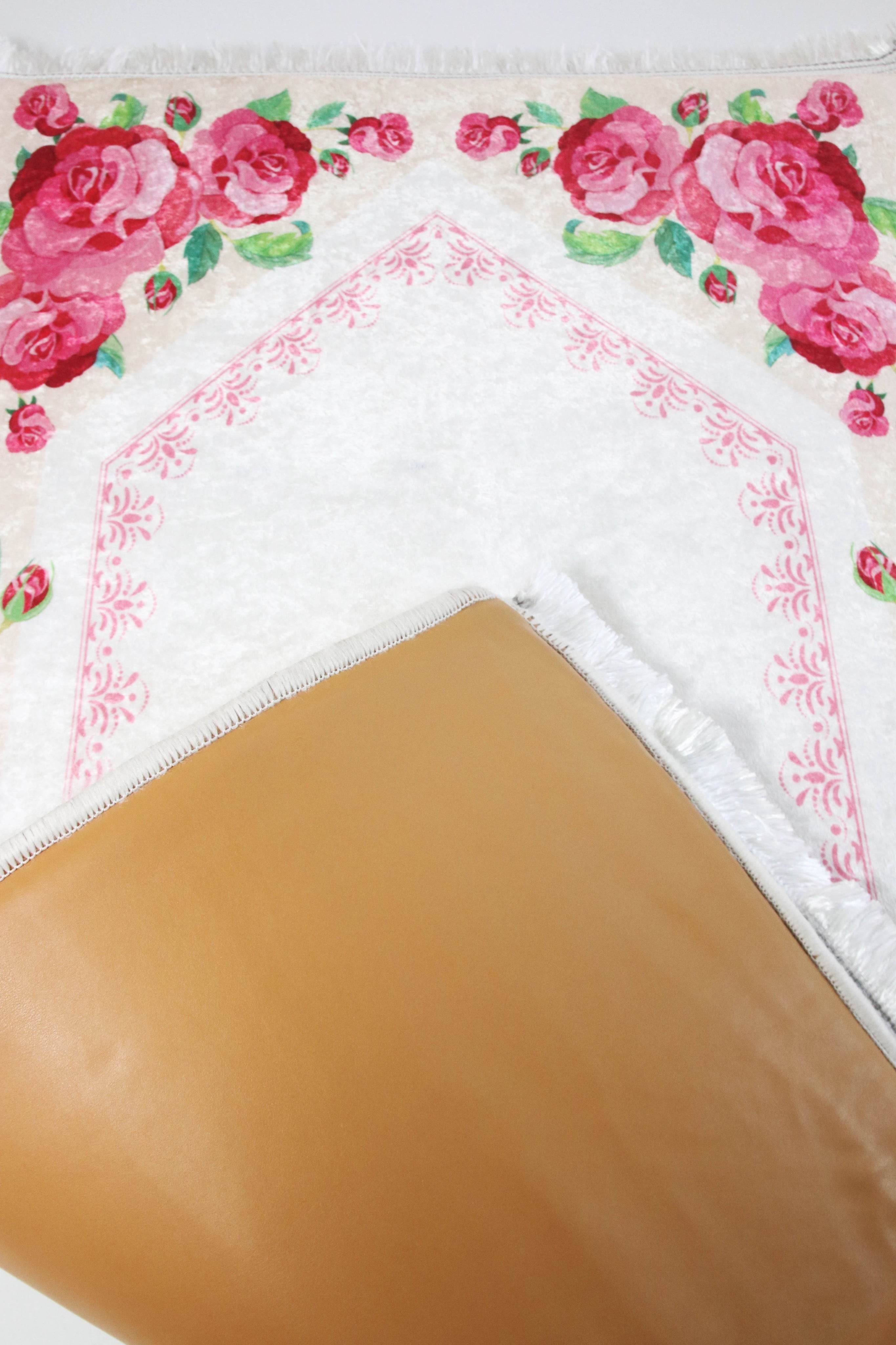 3 CM Süngerli Ortopedik Seccade - Pembe Çiçek Desenli Lüks Kadife 70x120cm - Carpetella