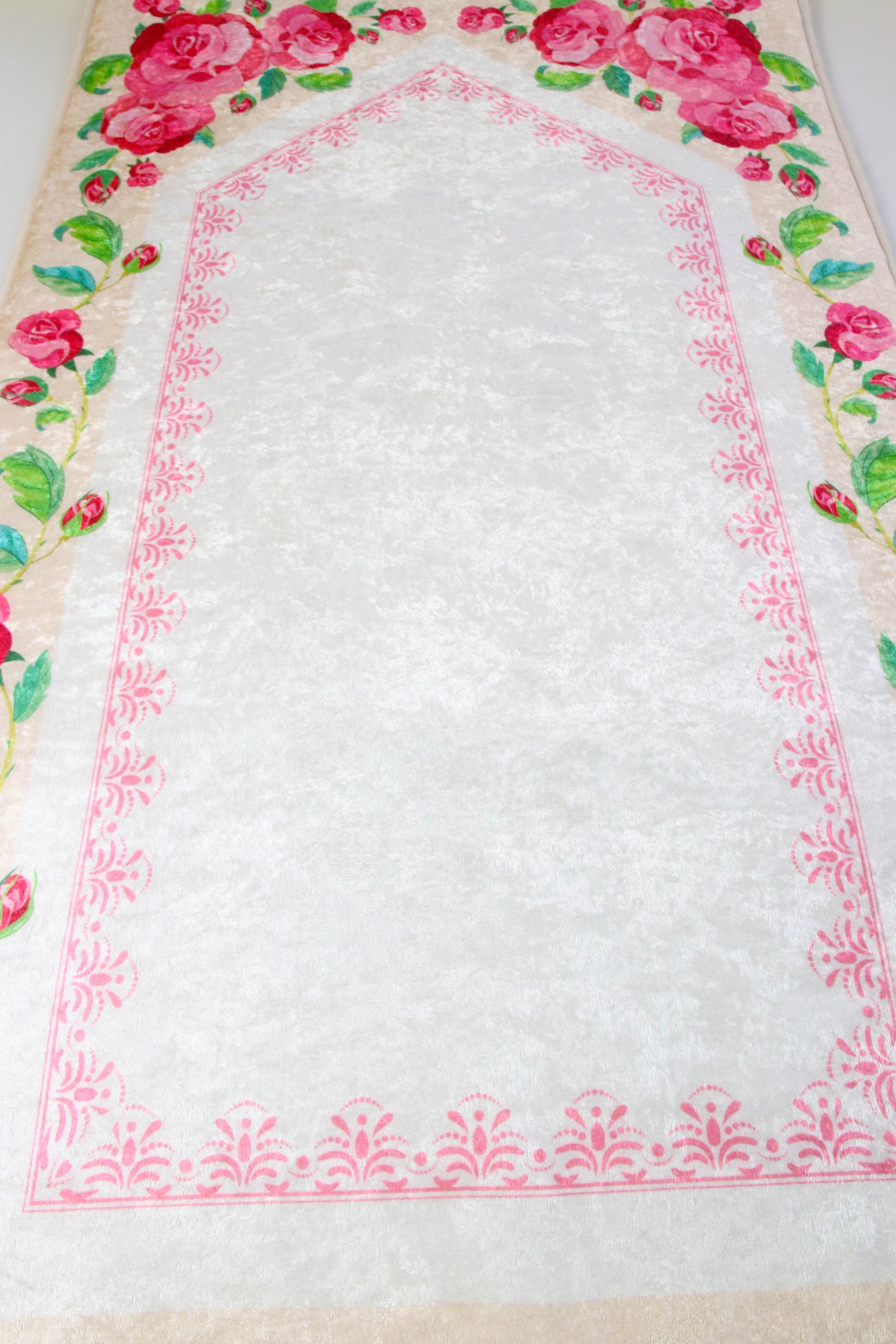 Çiçek Pembe Kadife Ortopedik Seccade - İsme Özel 3 CM Süngerli - Carpetella