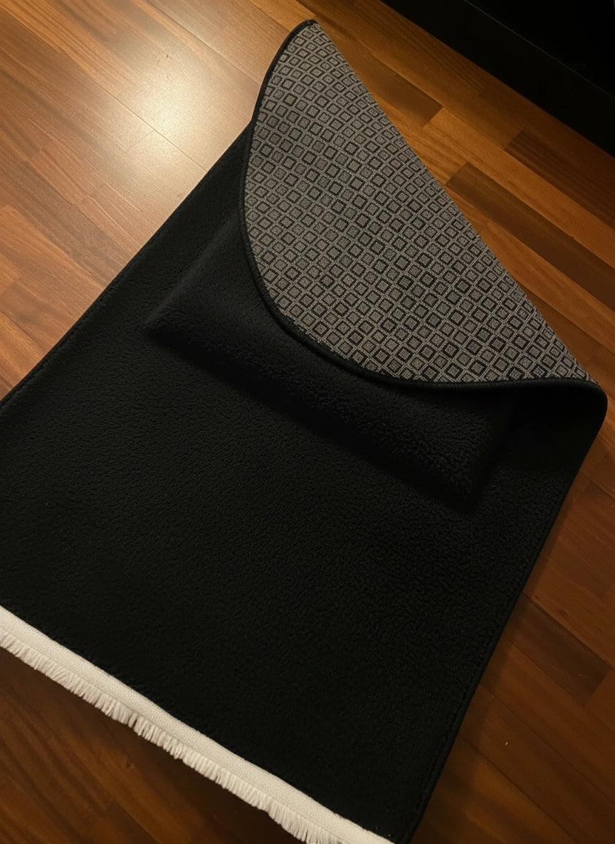 7 CM Ortopedik Ortası Süngerli Diz Ağrıtmaz Siyah Peluş Seccade Namazlık