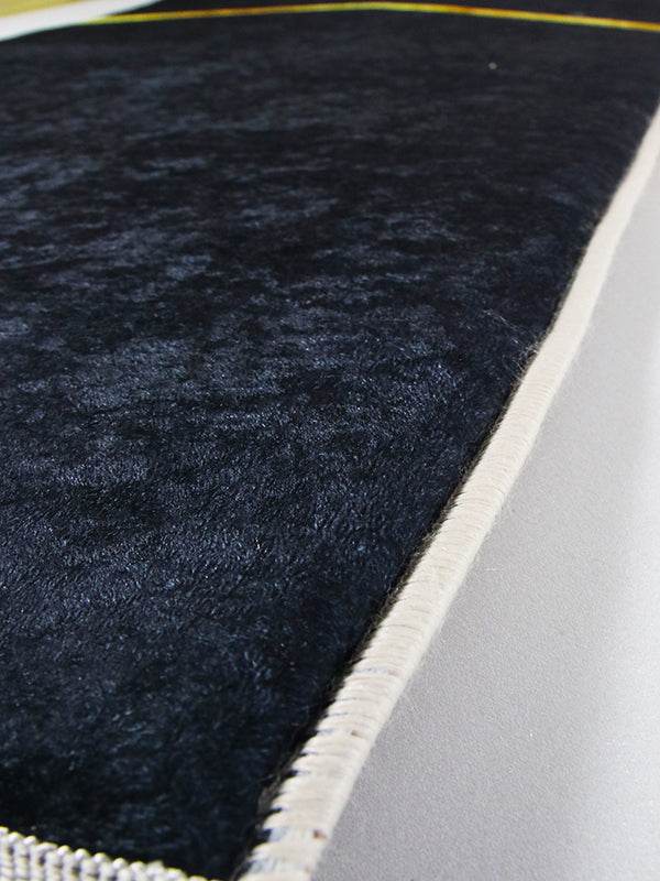 3 CM Süngerli Ortopedik Seccade - Siyah Sade Minimalist Ortopedik Seccade - Carpetella