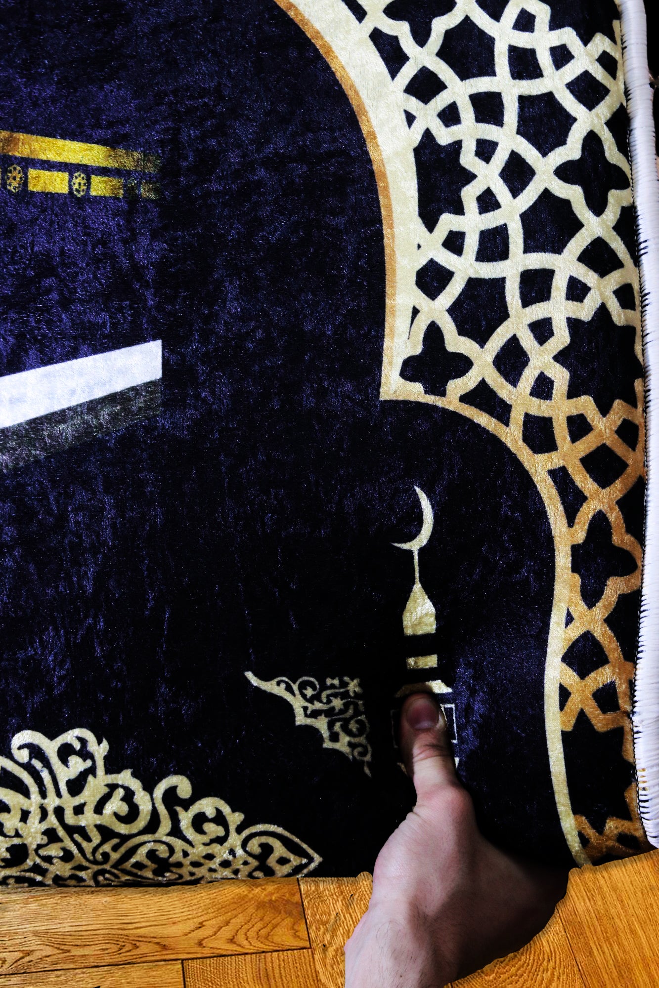 3 CM (1.2 Inch) Foam Thick Padded Prayer Rug Mat With Soft Velvet Anti-Slip Islamic Gold Kaaba Janamaz Muslim Sejadah