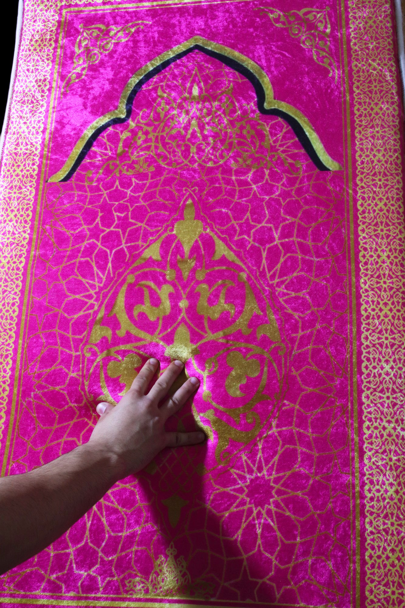 3 CM (1.2 Inch) Foam Thick Padded Prayer Rug Mat With Soft Velvet Anti-Slip Pink Gold Janamaz Muslim Sejadah