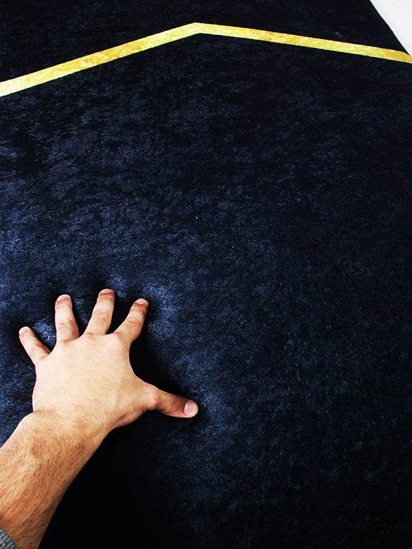 Siyah Sade İsme Özel 3 CM Süngerli Ortopedik Seccade - Carpetella