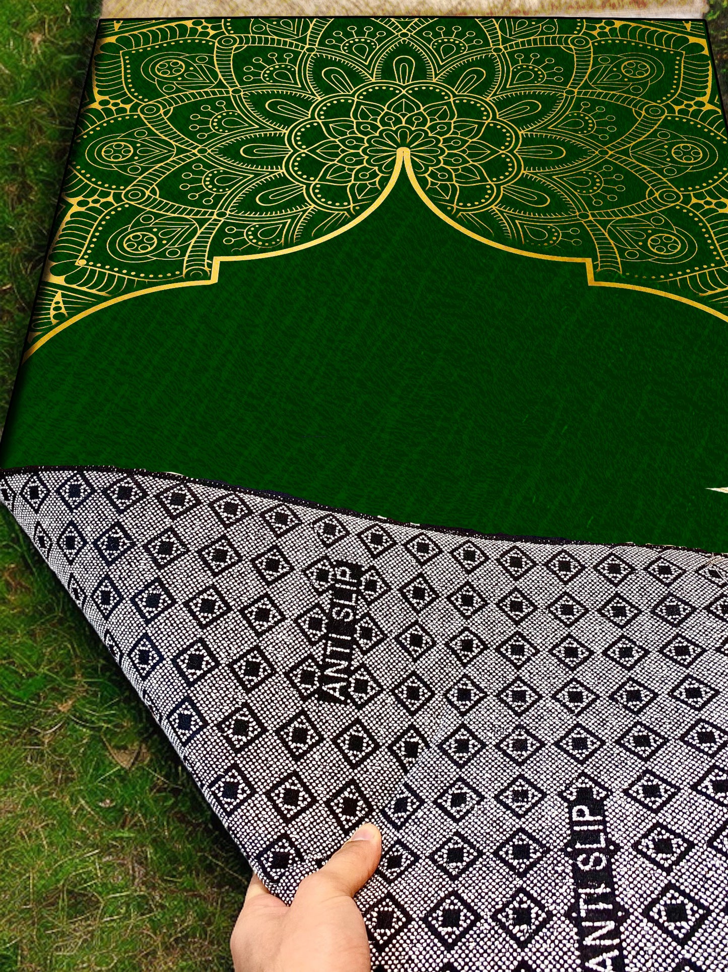 2 CM (0.8 Inch) Foam Thick Padded Prayer Rug Mat With Soft Velvet Anti-Slip Green Gold Janamaz Muslim Sejadah