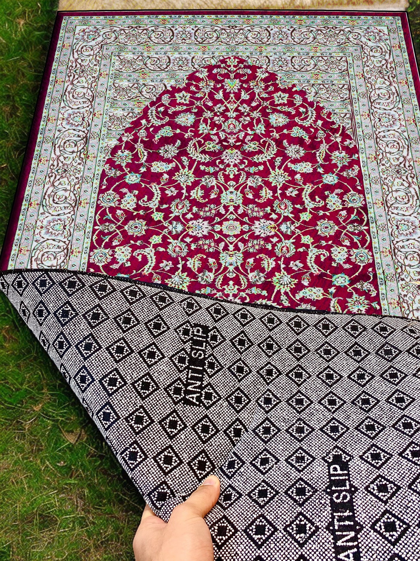 2 CM (0.8 Inch) Foam Thick Padded Prayer Rug Mat With Soft Velvet Anti-Slip Burgundy Vintage Janamaz Muslim Sejadah