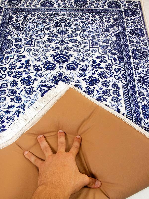 Mavi İsme Özel 3 CM Süngerli Ortopedik Seccade - Carpetella