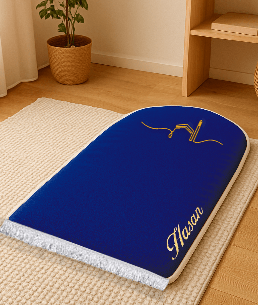 İsme Özel 3 CM Süngerli Kadife Ortopedik Seccade Minimal Lacivert - Carpetella